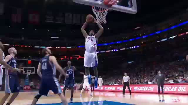 NBA: Jordan Completes CP3 Alley-Oop Pass with Authority