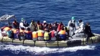 About 400 migrants feared dead in shipwreck off Libya, survivors say