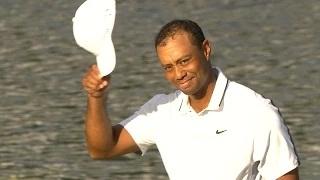 Tiger Woods chips in for birdie on No. 17 at THE PLAYERS