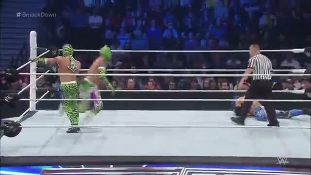 Los Matadores vs. The Lucha Dragons: WWE SmackDown, May 7, 2015