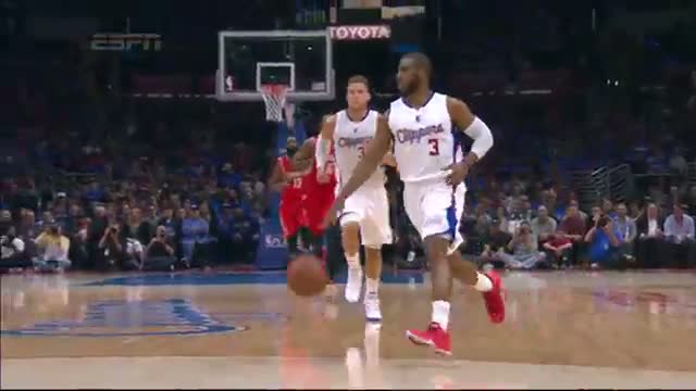 NBA: CP3 Sets Up Blake Griffin for the Soaring Smash
