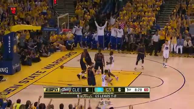 NBA: Klay Thompson Comes Out on Fire in Game 2