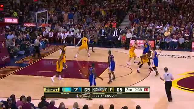NBA: Andre Iguodala Steps Up to Tie the Series 2-2