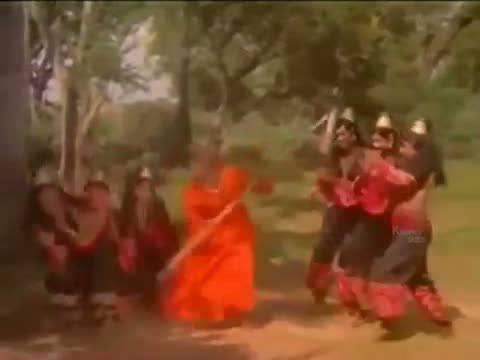Naan Kudichu Mayangi (Tamil Song) - Ravichandran, Jayalalitha - Baghdad Perazhagi