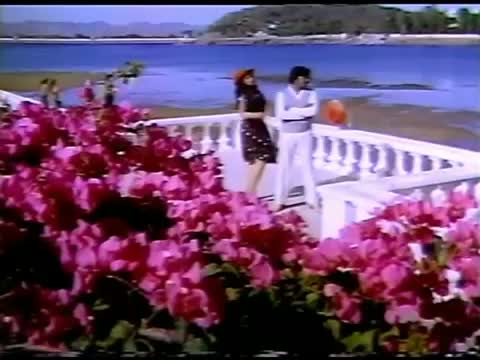 Ennaiah - Tamil Romantic Duet Song - Rajnikanth, Sridevi - Adutha Varisu