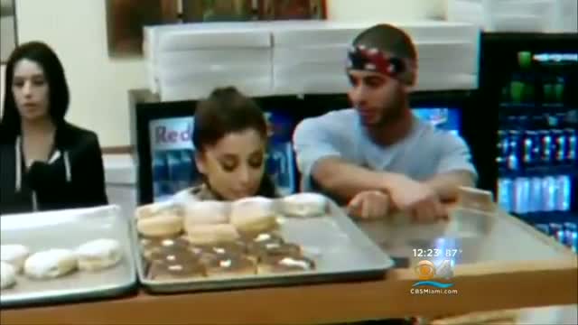 Donut Shop Owner Says Ariana Grande Spit On Merchandise