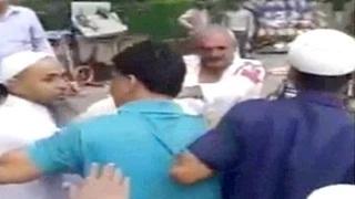 Two traffic constables beaten, kicked by three men allegedly for fining them