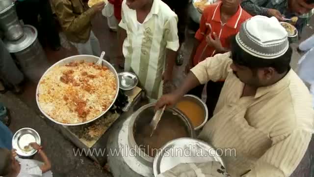 Taste buds that appeal to Eid celebrators - Biryani in Old Delhi