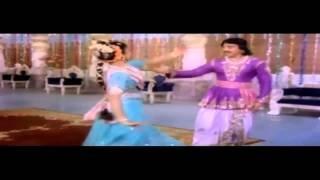 Tamil Romantic song | Siriya Paravai | Kamal Haasan, Urvashi | Andha Oru Nimidam