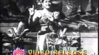 Gore Gore o Baanke Chhore || Samadhi (1950) || Lata Mangeshkar & Ameerbai Karnataki || {Old Is Gold}