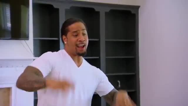 Jimmy Uso tests out his comedy routine on Naomi and her dad: WWE Total Divas: September 15, 2015