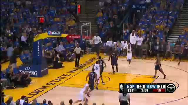 NBA: Stephen Curry Drops 40 on Opening Night