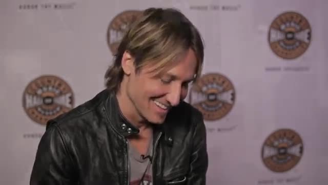 Keith Urban Reflects on Career for New Exhibit