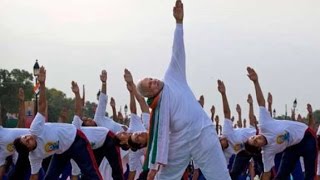 PM Modi to give Yoga lesson to Gujarat top cops, family members