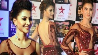 Urvashi Rautela Hot In Revealing Red Gown At Star Screen Awards 2015