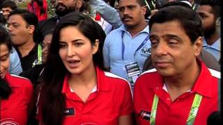 Katrina Kaif Looks Hot At Mumbai Marathon 2016