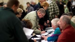 What's the pulse of Iowa voters before the caucus?