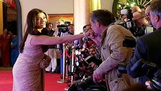 Aishwarya Rai Bachchan gets KISSED by a journalist!