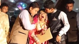 Desi Girl Crying Like Baby Funny Wedding - Honest Video