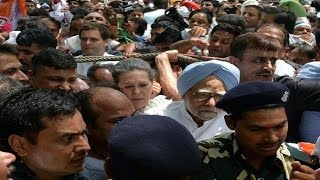 Sonia, Rahul, Manmohan Singh open fierce attack on PM Modi