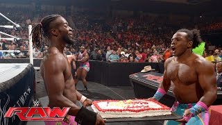 The New Day vs. The Social Outcasts: Raw, May 23, 2016