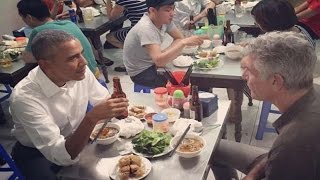 Obama dines at street side restaurant in Vietnam with chef Bourdain