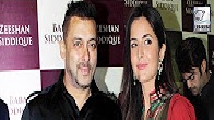 Salman & Katrina SPOTTED Together At Baba Siddiqui's Iftar Party 2016