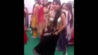 whatsapp aunty kuthu dance in marrige - Whatsapp videos