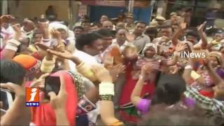 Talasani Bonalu Dance at Secunderabad Ujjaini Mahankali Jatara | iNews