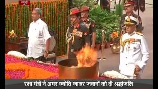 Defence Minister pays tribute to Kargil War Heroes