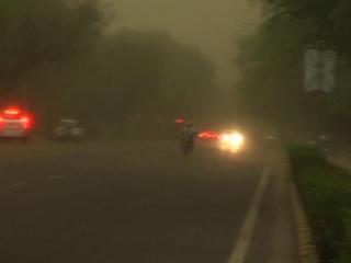 दिल्‍ली-एनसीआर में बारिश से मौसम हुआ सुहाना
