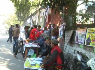 प्रदेश भर में शहरी निकायों के चुनाव जारी, किसके सिर सजेगा ताज?