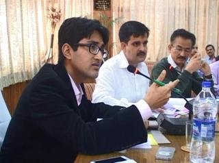 शिमला बचत भवन में हुई राजस्व विभाग की अहम बैठक