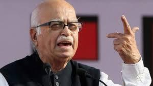 Modi sarkar on right track to bring 'achche din': LK Advani