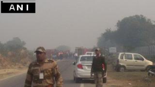 दिल्ली: BSF का चार्टर्ड प्लेन क्रैश, 4 लोगों की मौत