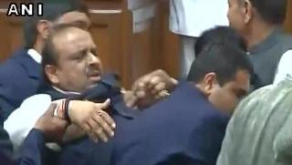 BJP MLA Vijender Gupta marshalled out of Delhi Assembly