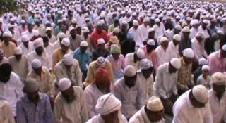 पलवल में हजारों नमाजियों ने अता की ईद की नमाज