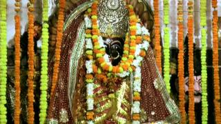 चैत्र नवरात्रे शुरू, मंदिरों में उमड़ी भक्तों की भीड़