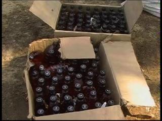 पुलिस को बड़ी सफलता, बरामद की हज़ारों लीटर नकली शराब