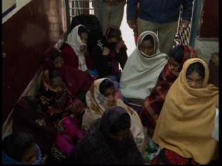 मानव तस्करी के लिए ले जाई जा रही 11 लड़कियों को GRP ने किया बरामद