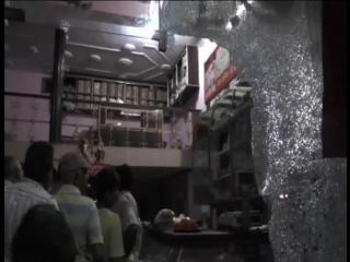 अज्ञात हमलावरों ने मिठाई की दुकान पर की ताबड़तोड़ फायरिंग