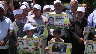 Palestinians protest in support of prisoner on hunger strike