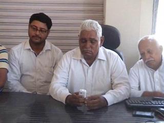 सीपीएस नीरज भारती के खिलाफ हिंदू संगठन लामबंद