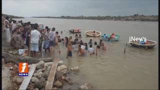 InSufficient Water in Nandi Mala Ghat to Take Holy Dip | Mahabubnagar | Krishna Pushkaralu | iNews