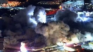 Raw: Riviera Hotel Imploded in Las Vegas