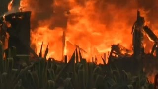 Raw: Southern California Wildfire Burns Homes
