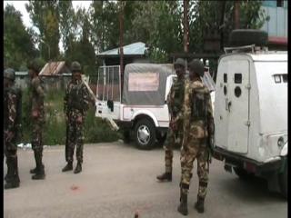 कश्मीर के पुलवामा में आतंकी हमला
