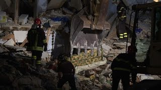 Italy quake kills 159 as rescuers race to find survivors