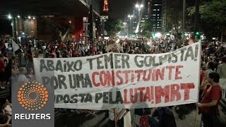 Tear gas fired at impeachment protesters in Sao Paulo
