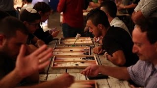 Backgammon brings together Israelis, Palestinians in Jerusalem
